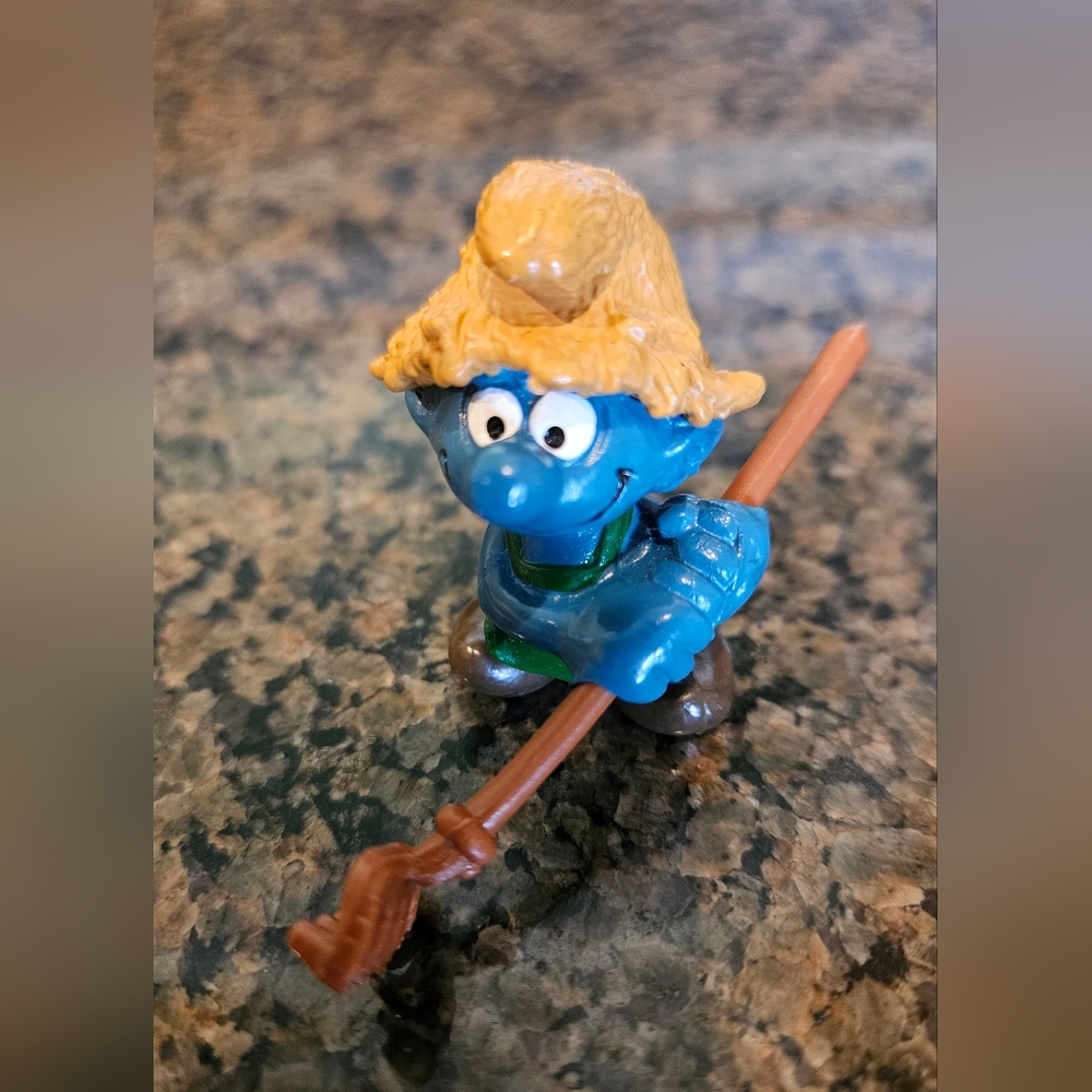 Set of 4 Smurfs - Picture 6 of 10